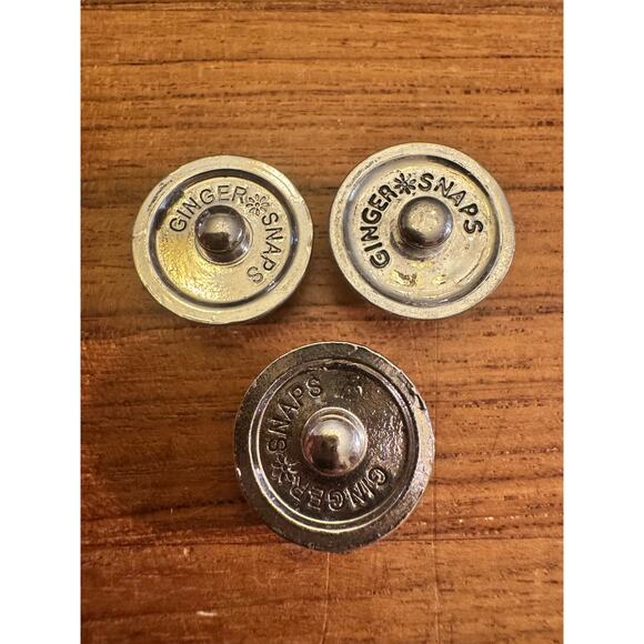 Ginger Snaps Charm Set of 3 - Perfect for Charm Bracelets! - Picture 1 of 2